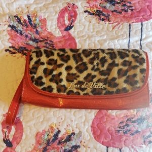 Lux de Ville clutch purse